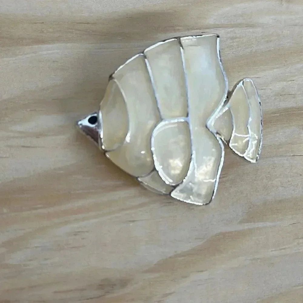 Vintage Angel Fish Brooch 